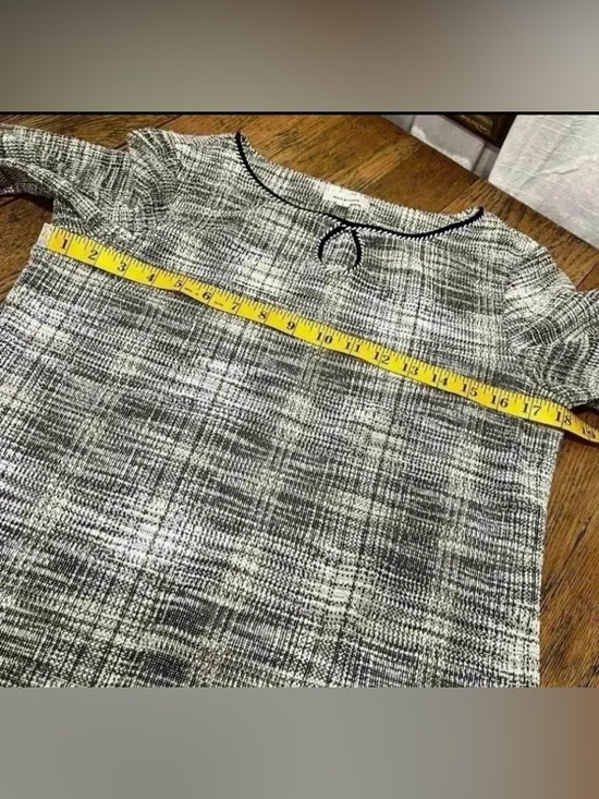 MAX STUDIO Textured Black White Top Size S - Picture 4 of 5